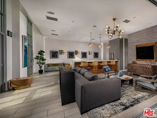 $5,021 | 707 East Ocean Boulevard, Unit PH1704, Long Beach, CA 90802