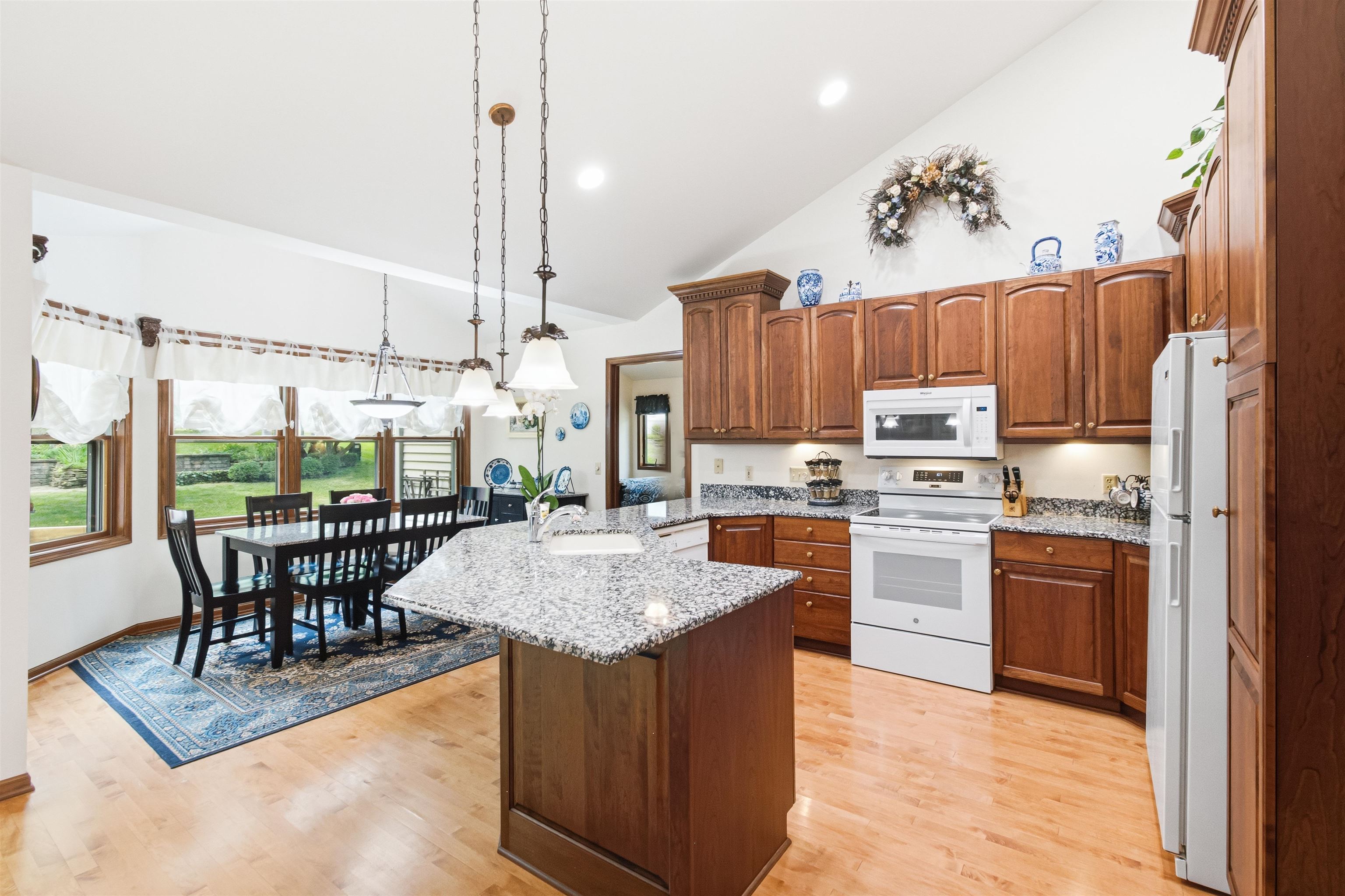541 Lincoln Street Waterloo, WI 53594 - Photo 12 of 35
