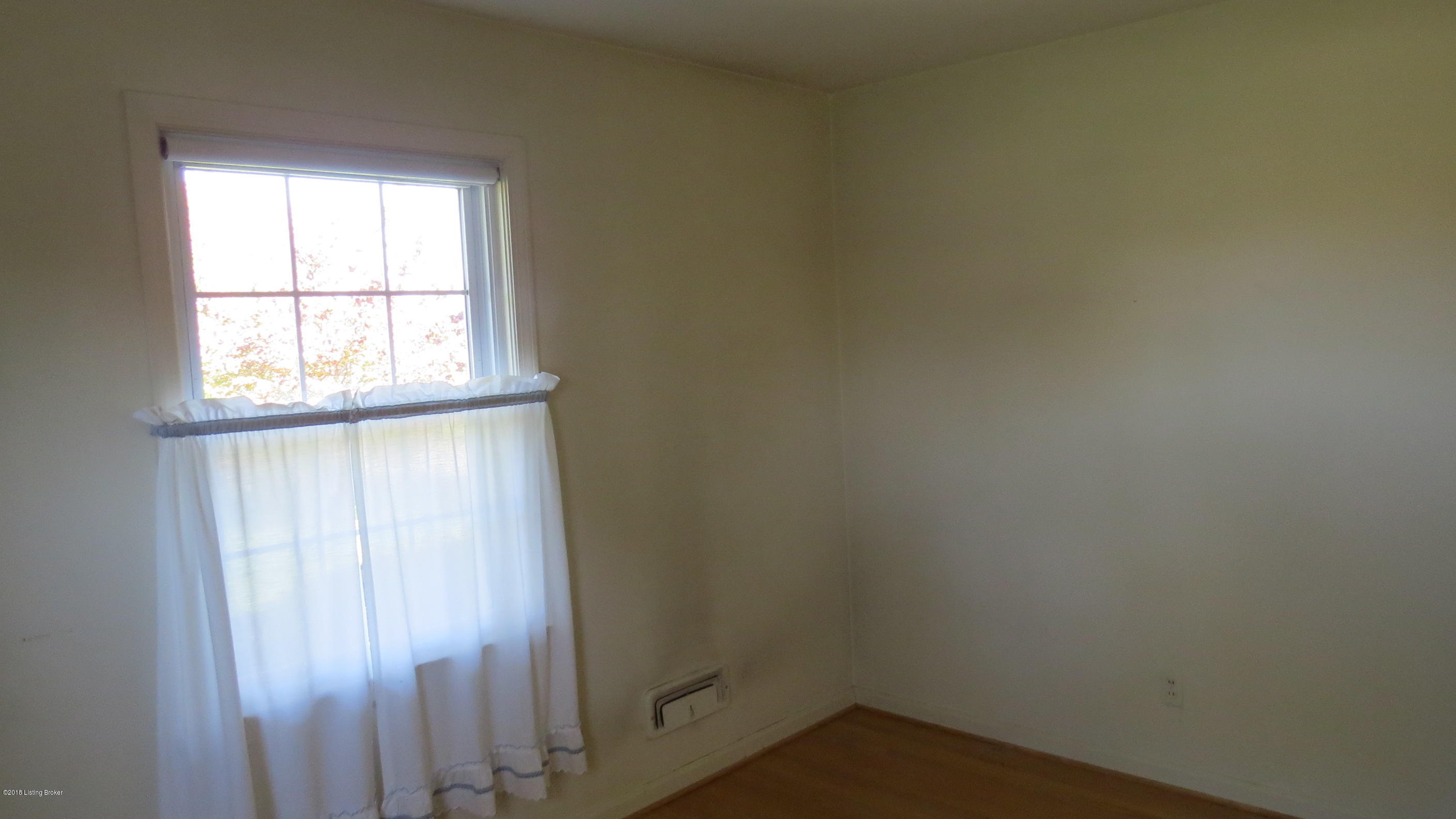 3502 Graham Road Louisville, KY 40207 - Photo 23 of 23 IMG_7830