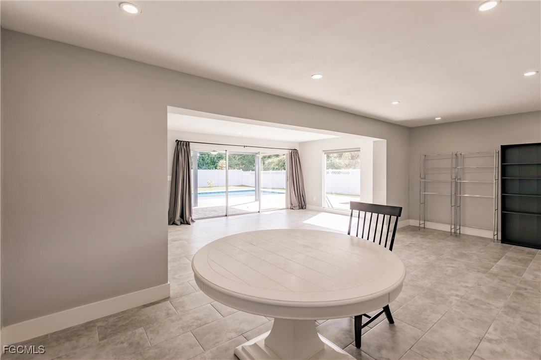 905 Dean Way Fort Myers, FL 33919 - Photo 14 of 43 a view of a livingroom with furniture