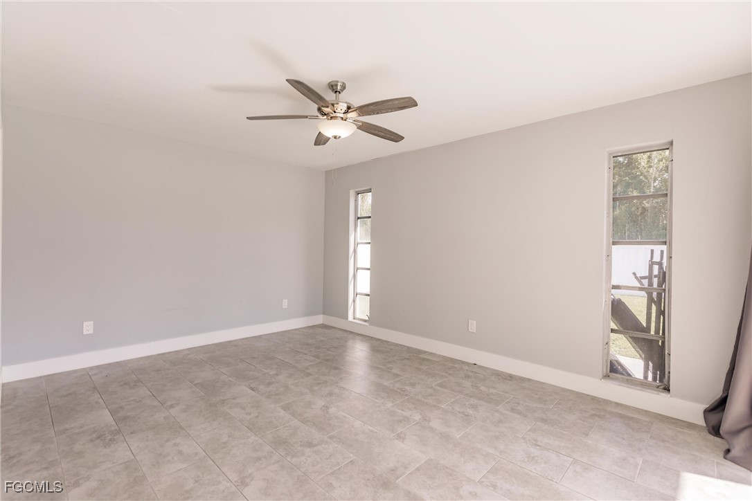 905 Dean Way Fort Myers, FL 33919 - Photo 21 of 43 a view of an empty room