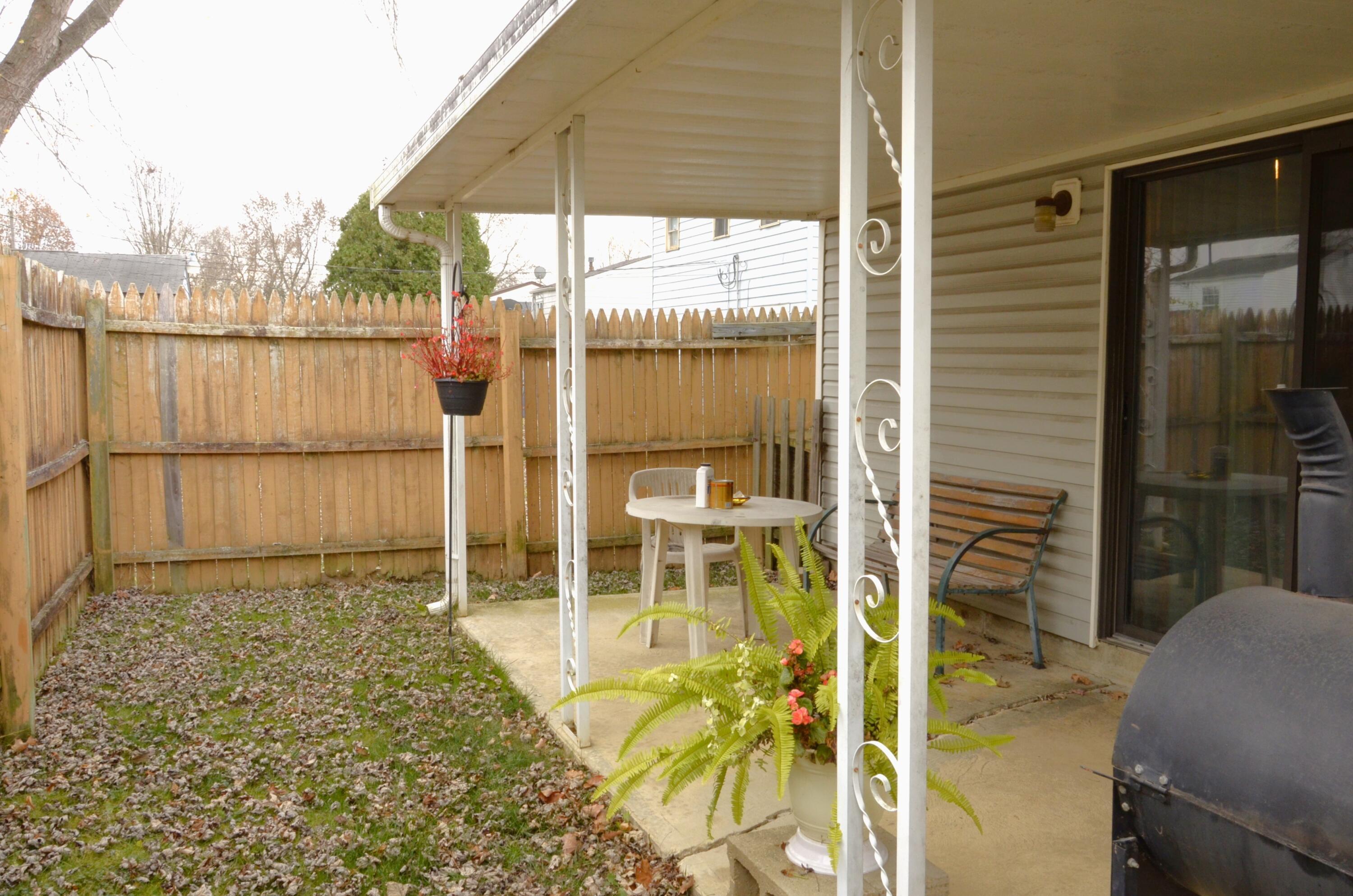 3288 Everson Road East Columbus, OH 43232 - Photo 20 of 23 Back Patio