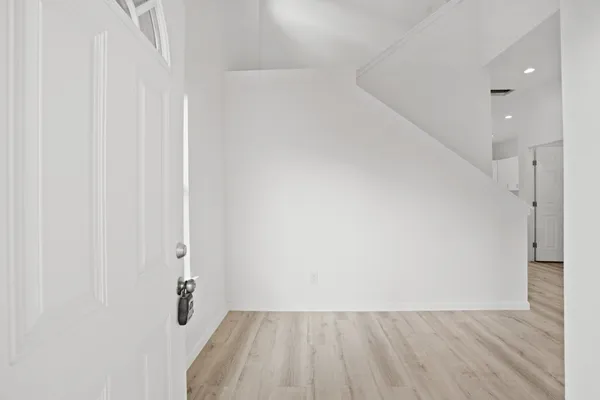 $329,000 | 13902 Leabrandon Lane, Houston, TX 77045