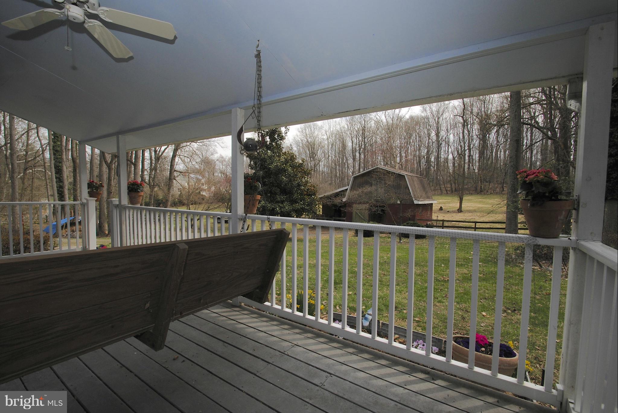 985 Chesterfield Road Annapolis, MD 21401 - Photo 5 of 30 a view of balcony with wooden floor