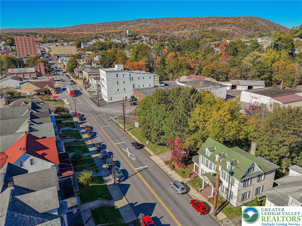 451 East Broad Street Tamaqua, PA 18252 - Photo 2 of 66