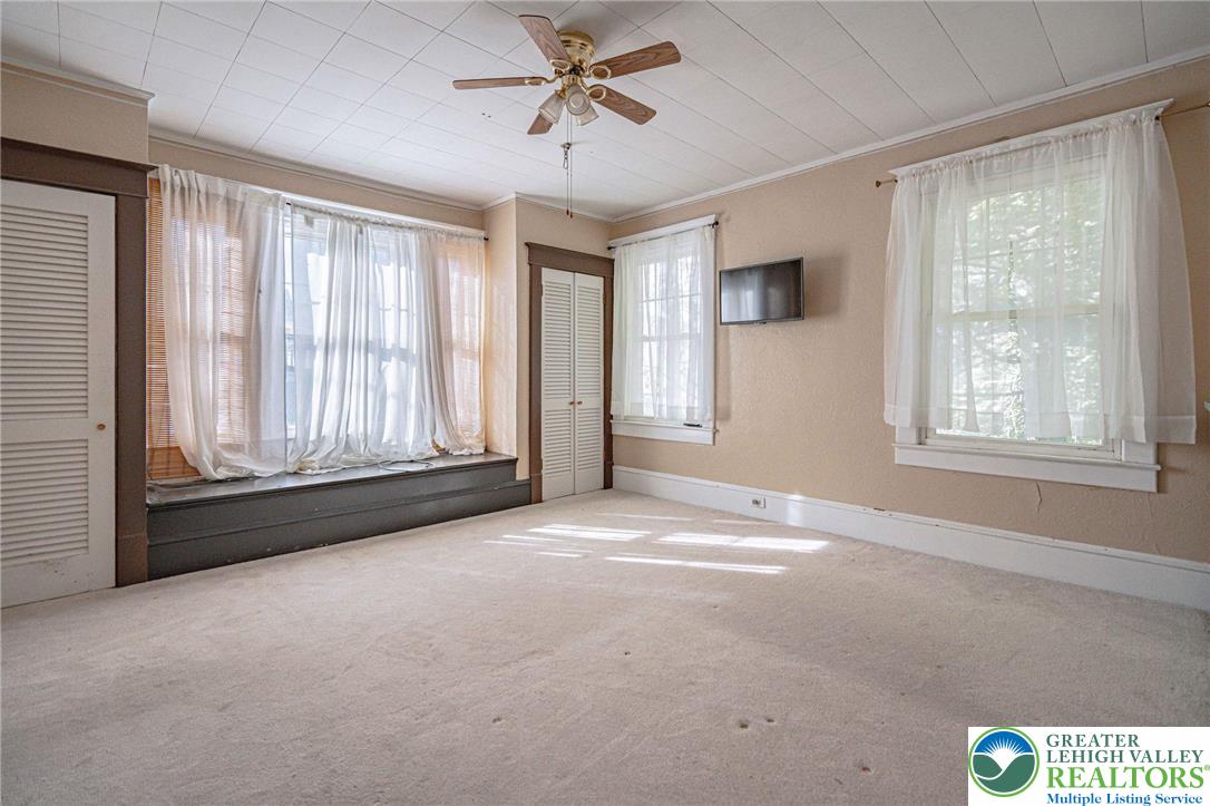 451 East Broad Street Tamaqua, PA 18252 - Photo 37 of 66