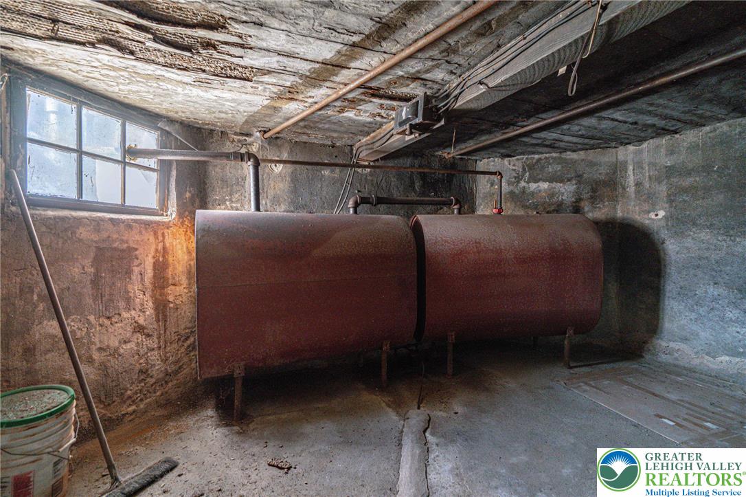 451 East Broad Street Tamaqua, PA 18252 - Photo 55 of 66