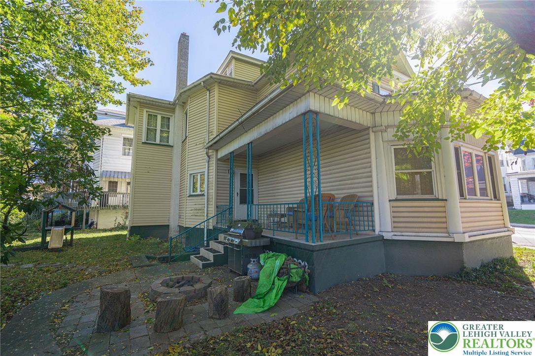 451 East Broad Street Tamaqua, PA 18252 - Photo 61 of 66 a view of a back yard of the house