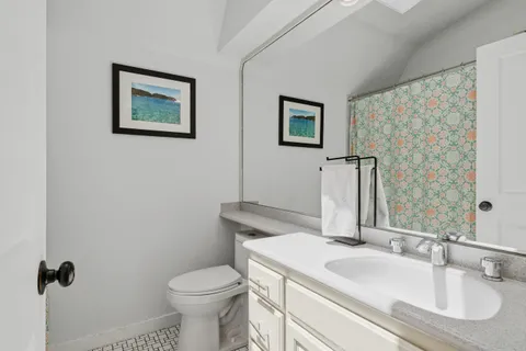 $825,000 | 860 Trails End Drive, Fontana, WI 53125
