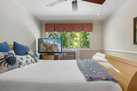 $330,000 | 205 Barry Avenue South, Unit 117, Wayzata, MN 55391