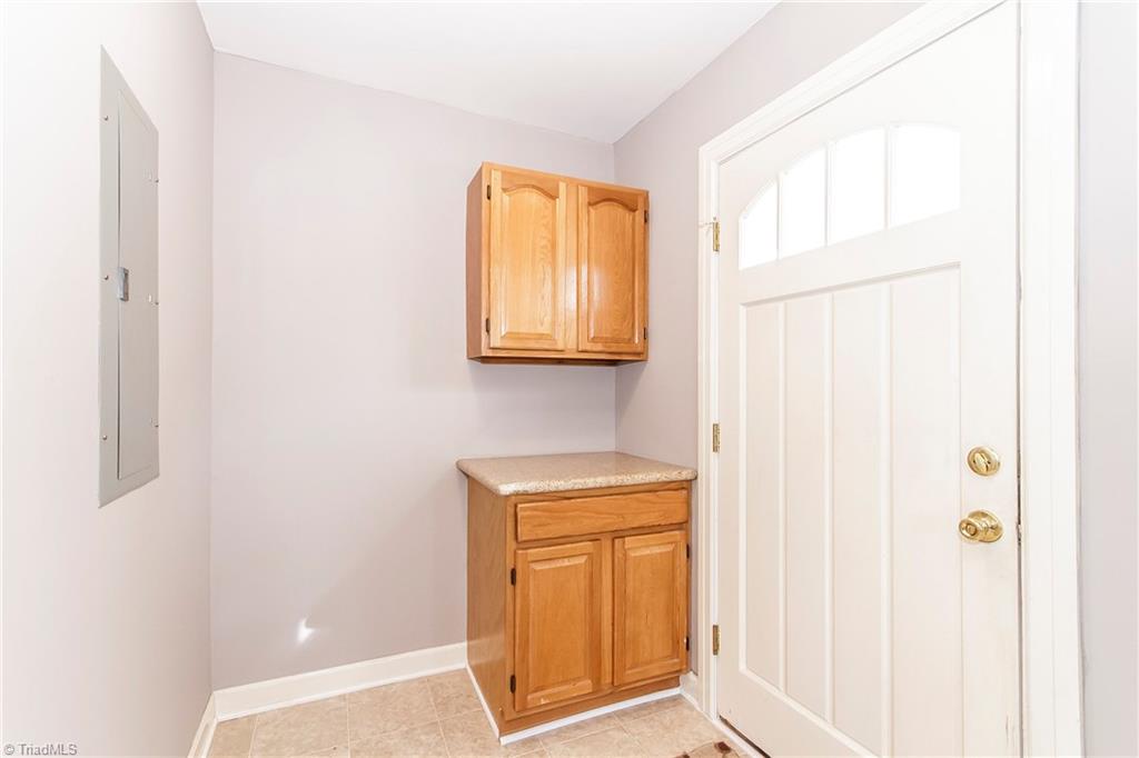 1761 Burch Bridge Road Burlington, NC 27217 - Photo 8 of 22 Gallery Image 8