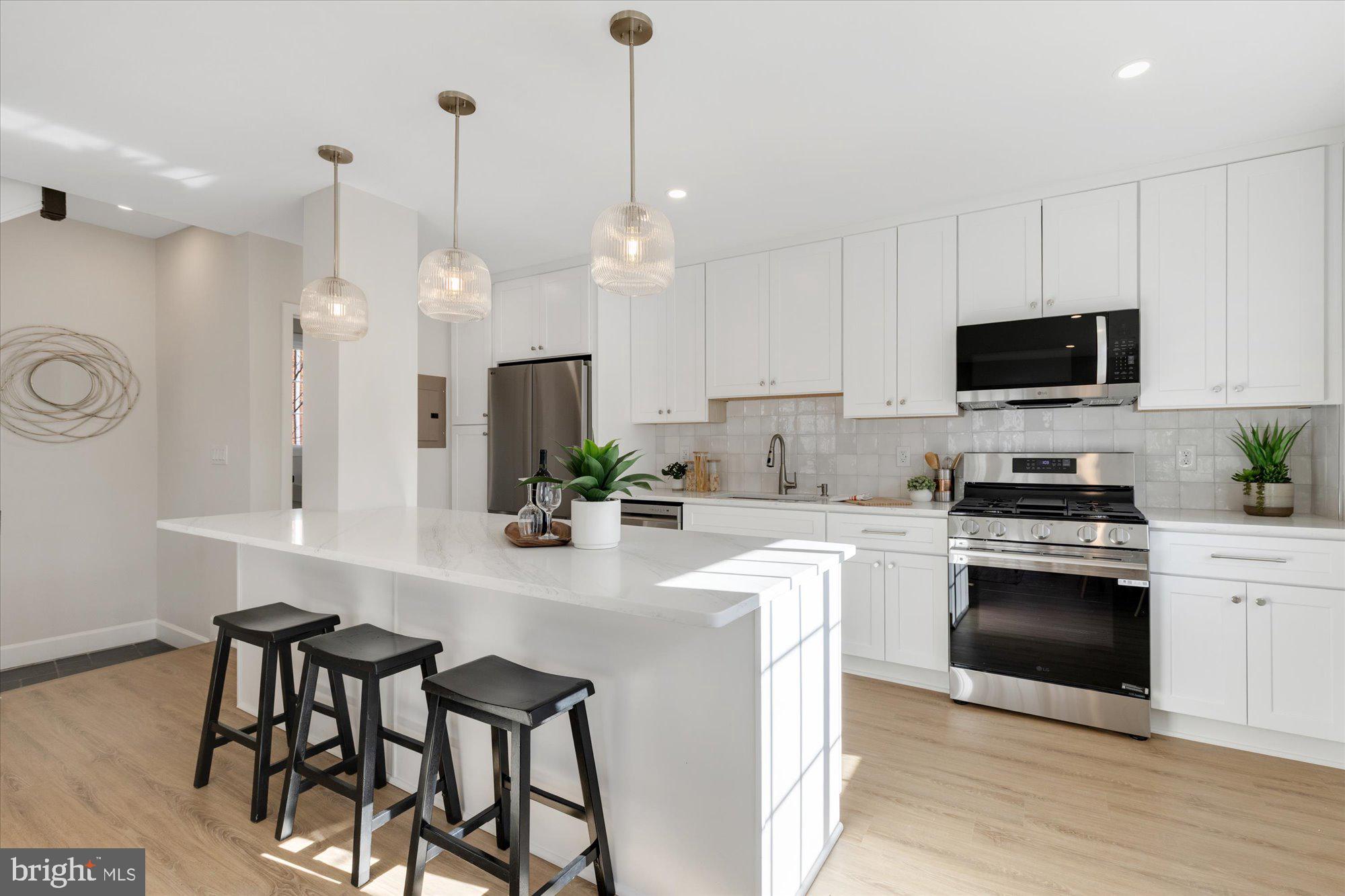 3254 Gunston Road Alexandria, VA 22302 - Photo 12 of 37