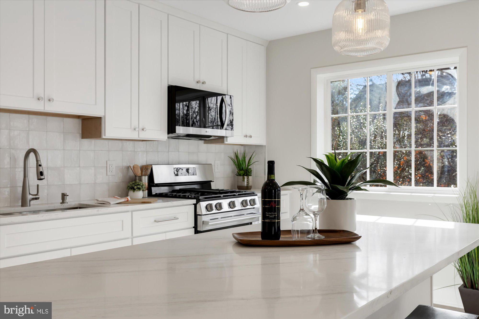 3254 Gunston Road Alexandria, VA 22302 - Photo 16 of 37