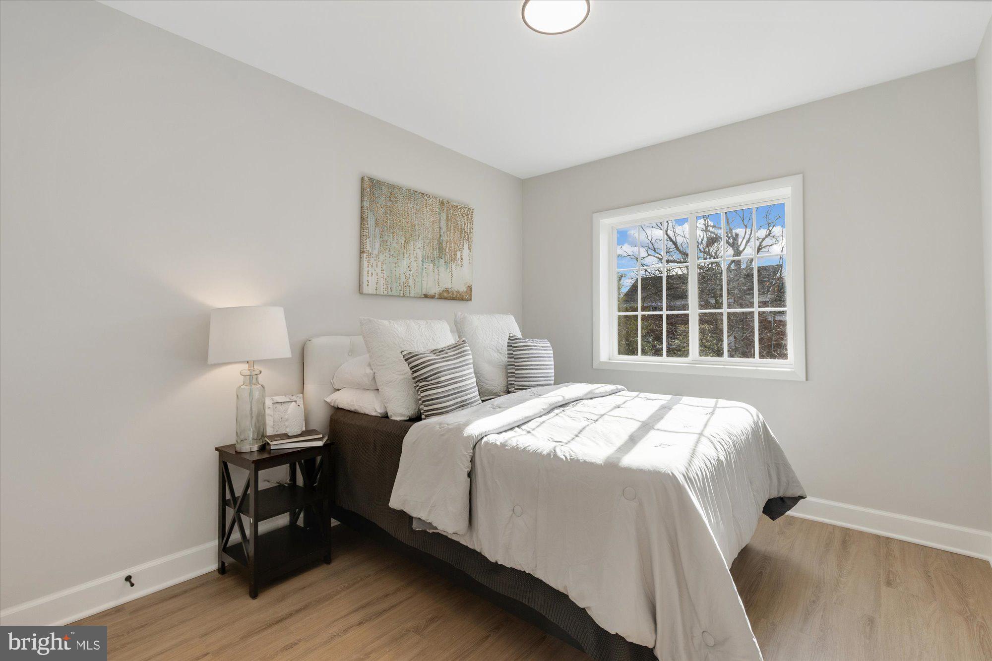 3254 Gunston Road Alexandria, VA 22302 - Photo 25 of 37 Second bedroom