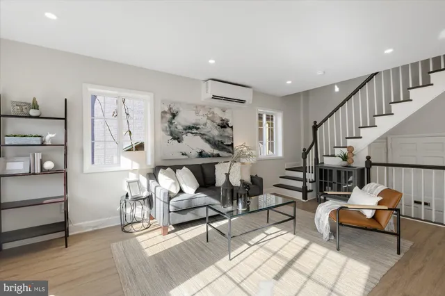 $539,000 | 3254 Gunston Road, Alexandria, VA 22302