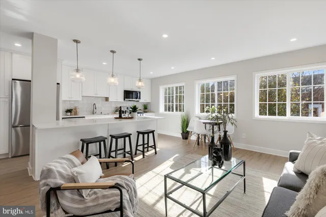 $539,000 | 3254 Gunston Road, Alexandria, VA 22302