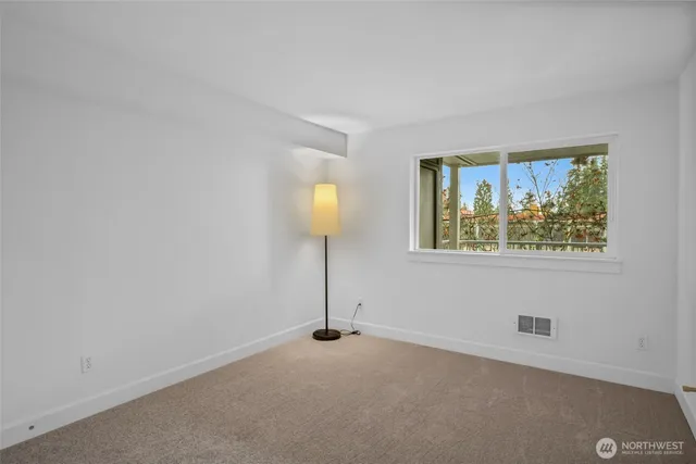 $295,000 | 300 North 130th Street, Unit 7203, Seattle, WA 98133