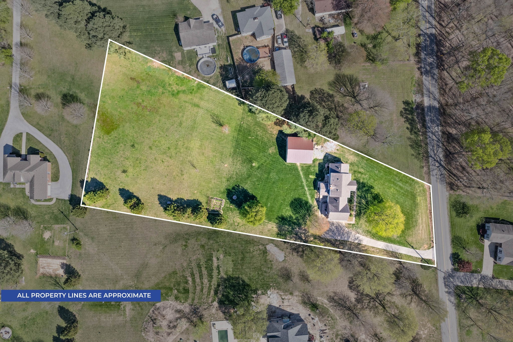 740 Gholson Road Clarksville, TN 37043 - Photo 2 of 59