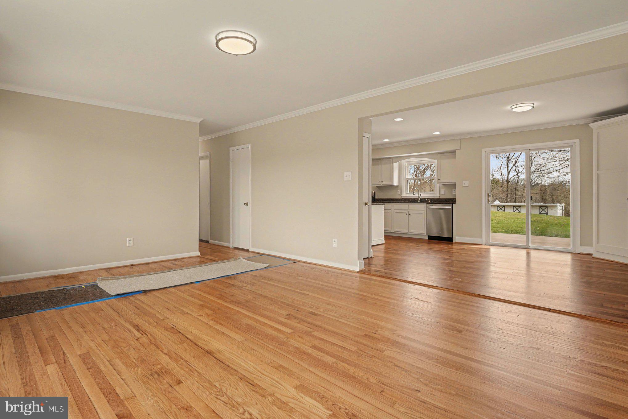 305 Green Hill Road Telford, PA 18969 - Photo 4 of 31