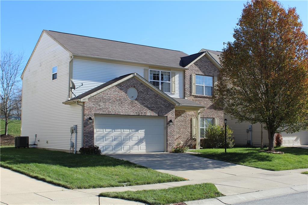 12525 Schoolhouse Road Fishers, IN 46037 - Photo 1 of 39 Gallery Image 1