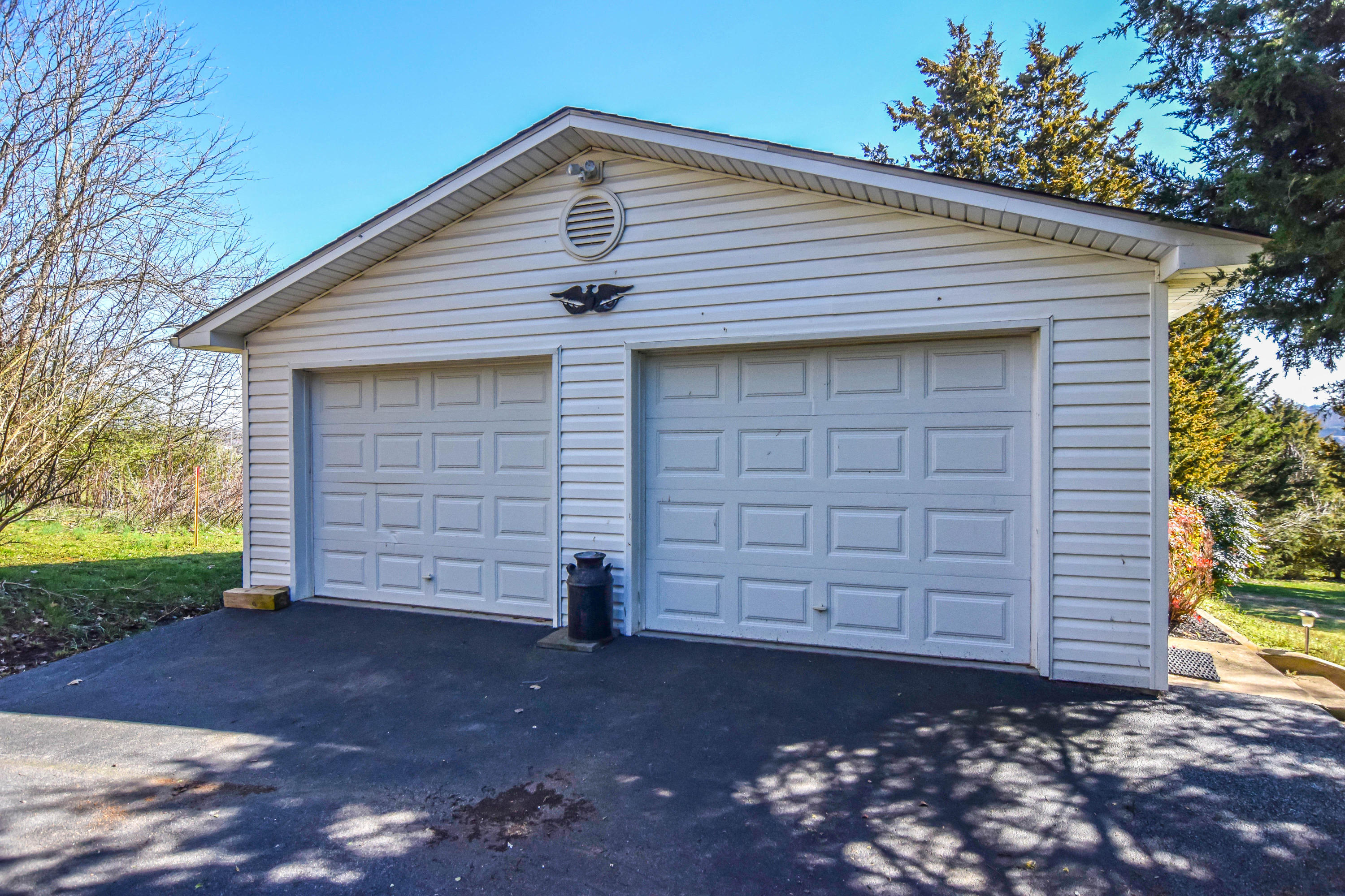 390 Cate Byrd Road Kodak, TN 37764 - Photo 18 of 18 Garage-1