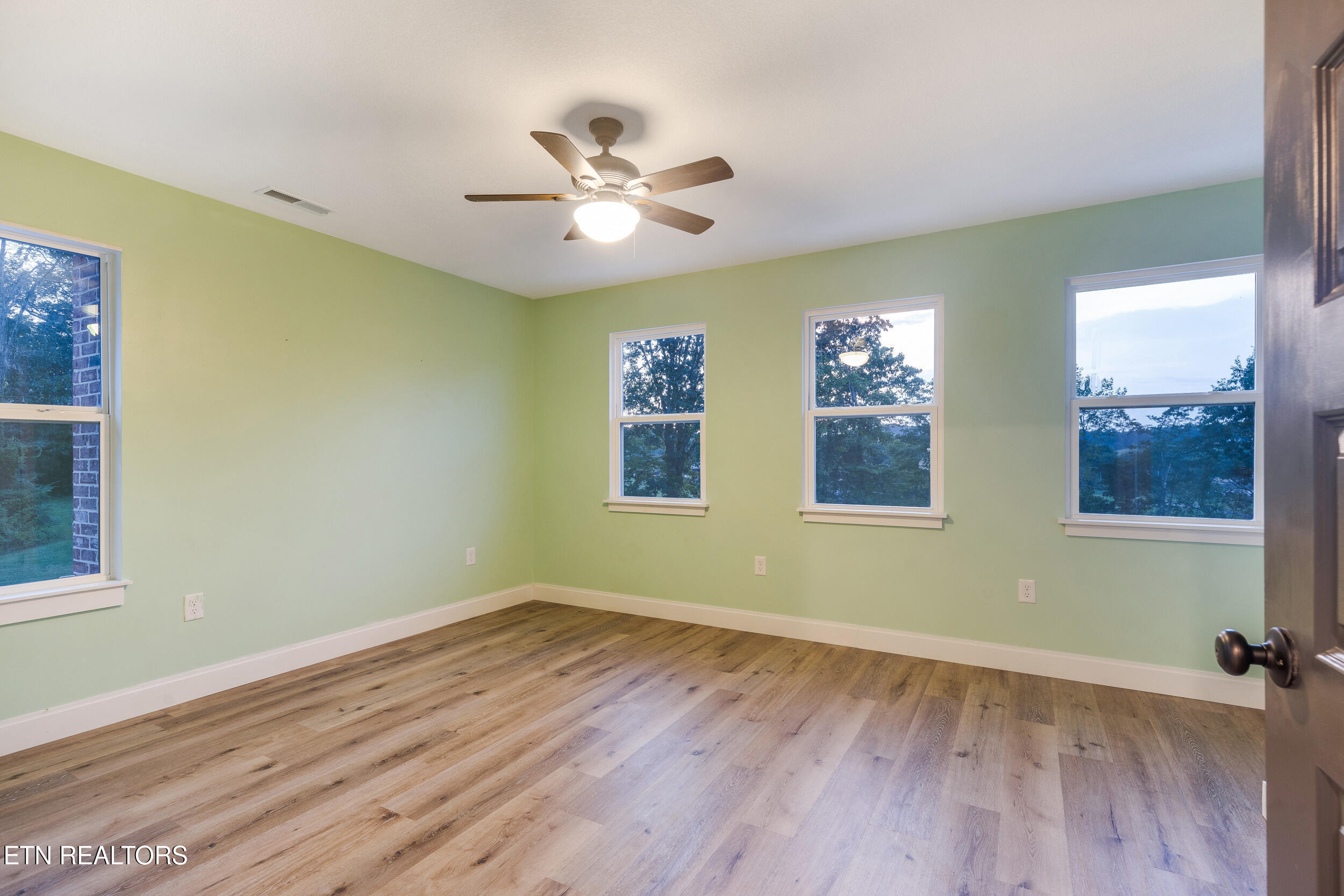 329 Rayford Circle Rutledge, TN 37861 - Photo 28 of 39 033