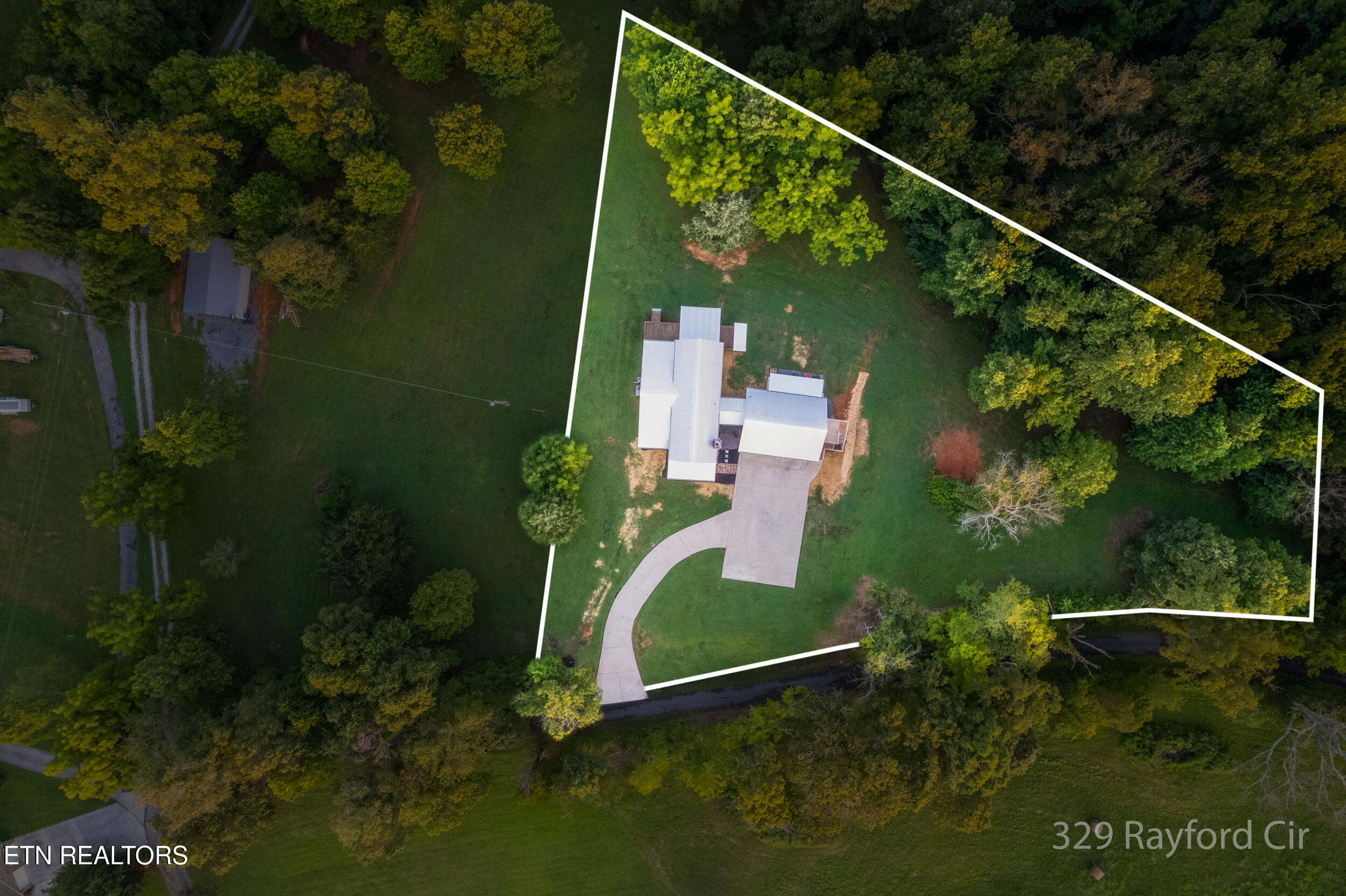329 Rayford Circle Rutledge, TN 37861 - Photo 35 of 39 propertyline