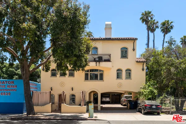 $2,050,000 | 44 East Thompson Boulevard, Ventura, CA 93001