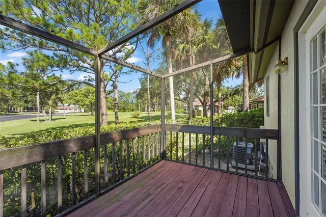 $289,900 | 4333 Trails Drive, Unit 101, Sarasota, FL 34232