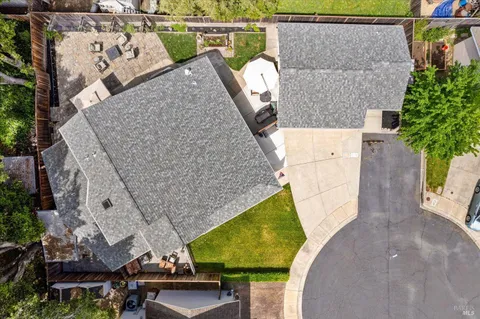 $879,000 | 115 Poe Court, Napa, CA 94558