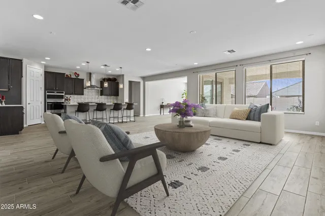 $599,000 | 8615 West Palo Verde Drive, Glendale, AZ 85305