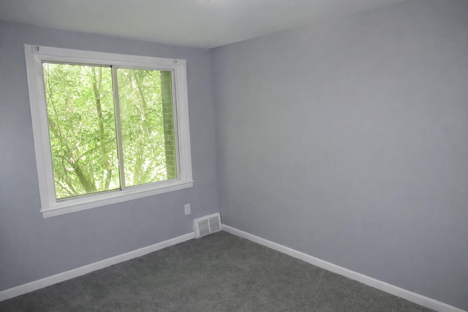 20215 Schoenherr Street Detroit, MI 48205 - Photo 11 of 26 7
