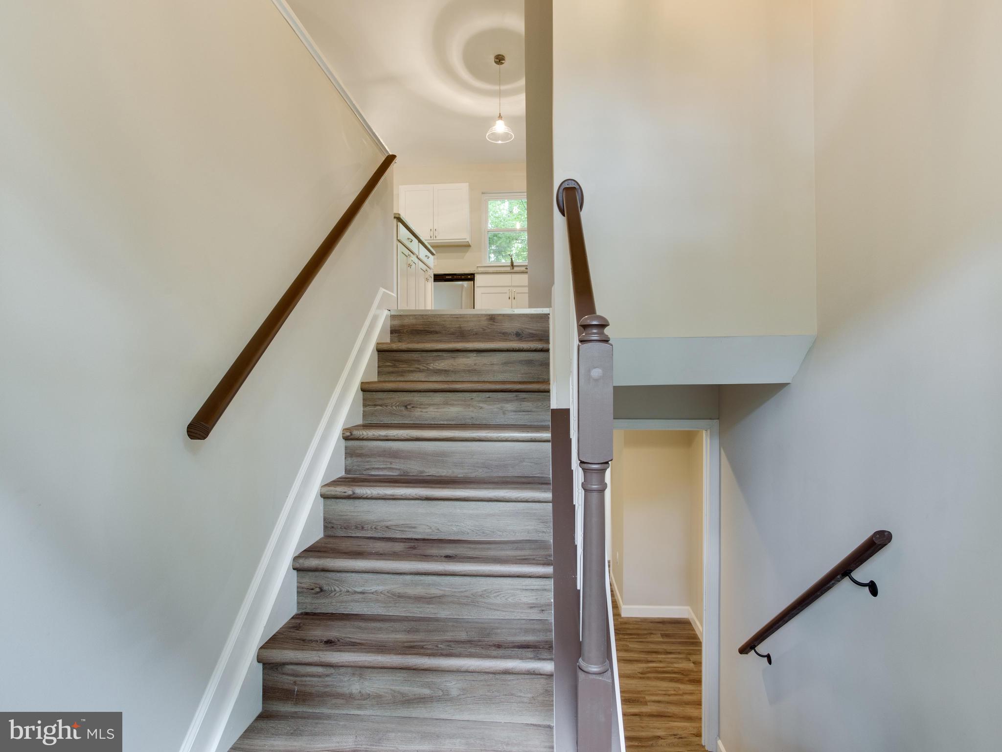 11546 San Rafael Road Lusby, MD 20657 - Photo 16 of 32 Foyer