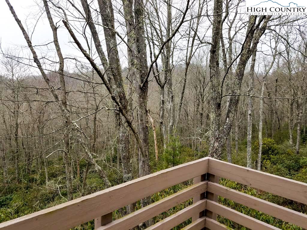 317 High Willhays Road, Unit 2 Boone, NC 28607 - Photo 8 of 30 Gallery Image 8