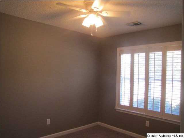 1620 Eastern Valley Road Bessemer, AL 35022 - Photo 5 of 8