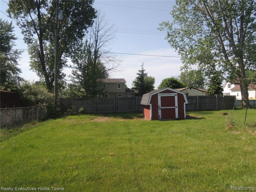 4165 Neuman Road St. Clair, MI 48079 - Photo 3 of 18