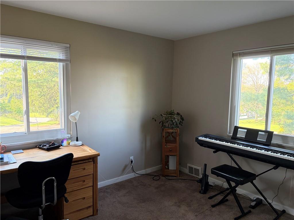 359 Dorseyville Road Pittsburgh, PA 15215 - Photo 12 of 29 a room with a window and a desk