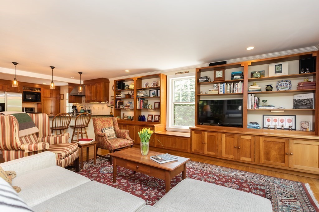 1314 Walnut Street Newton, MA 02461 - Photo 18 of 42