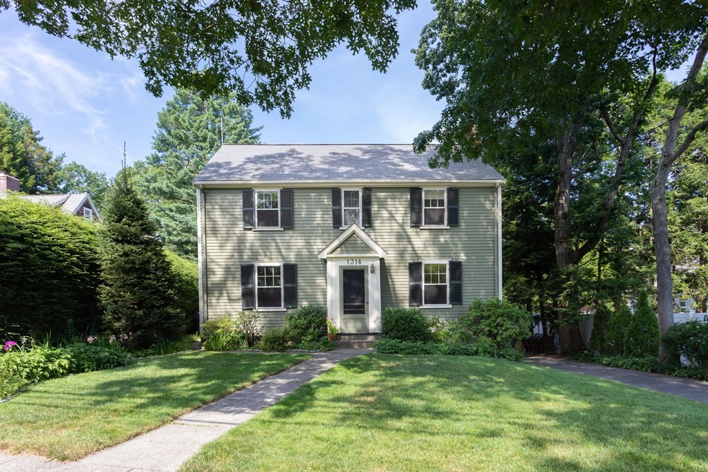 1314 Walnut Street Newton, MA 02461 - Photo 2 of 42