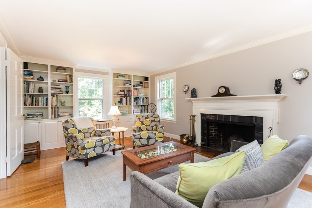 1314 Walnut Street Newton, MA 02461 - Photo 4 of 42