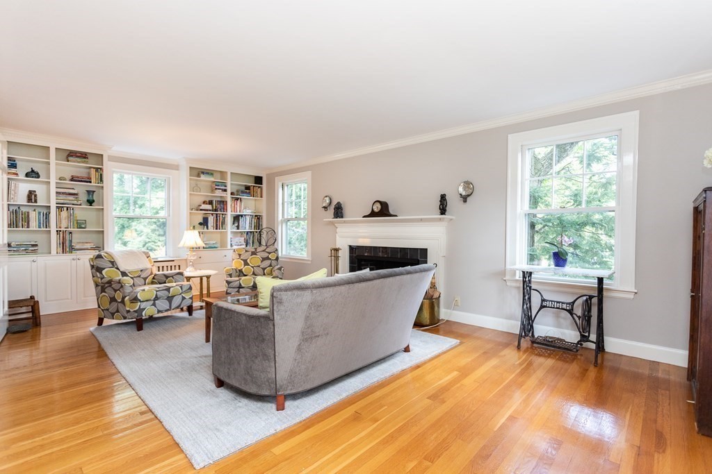 1314 Walnut Street Newton, MA 02461 - Photo 5 of 42