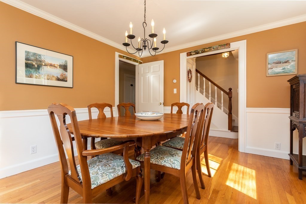 1314 Walnut Street Newton, MA 02461 - Photo 8 of 42