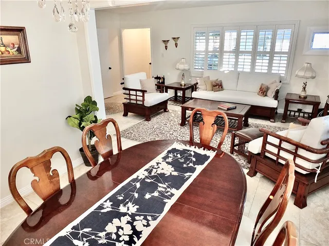 $995,000 | 3913 Knoxville Avenue, Long Beach, CA 90808