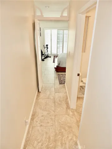 $995,000 | 3913 Knoxville Avenue, Long Beach, CA 90808