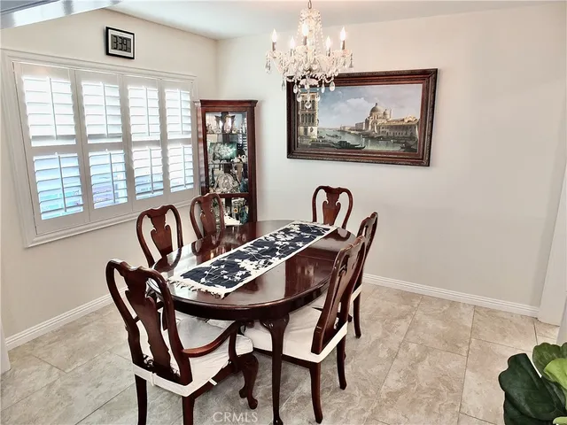 $995,000 | 3913 Knoxville Avenue, Long Beach, CA 90808