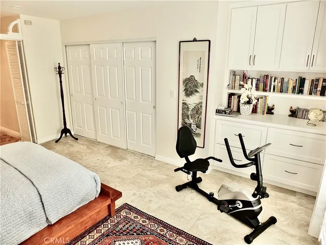 $995,000 | 3913 Knoxville Avenue, Long Beach, CA 90808