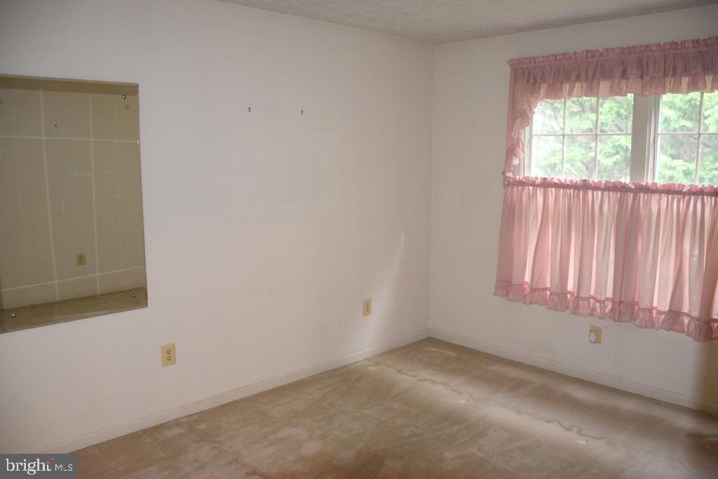 9602 Northwind Road Baltimore, MD 21234 - Photo 16 of 18 Gallery Image 16