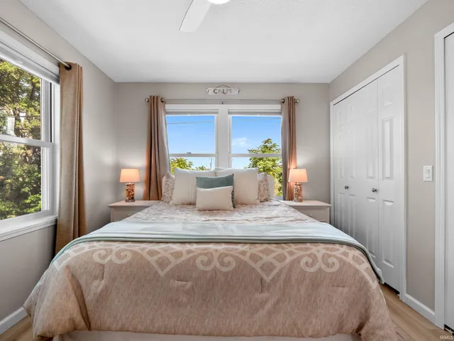 $349,000 | 700 South Lakeside Drive, Unit 8, Syracuse, IN 46567