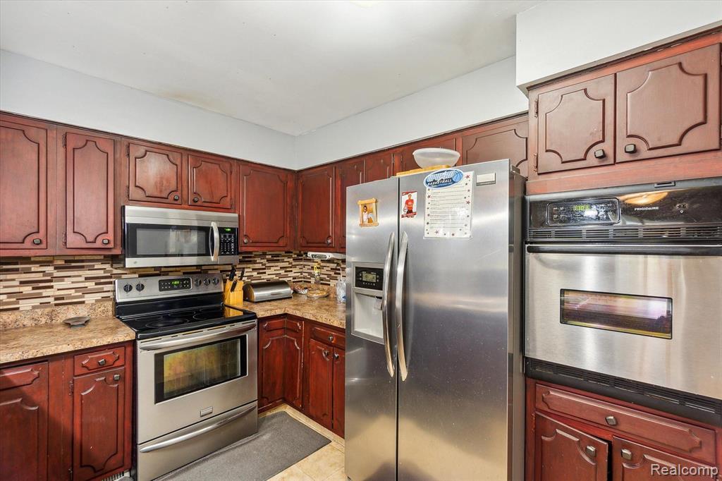 3087 Red Barn Road Flint, MI 48507 - Photo 11 of 42