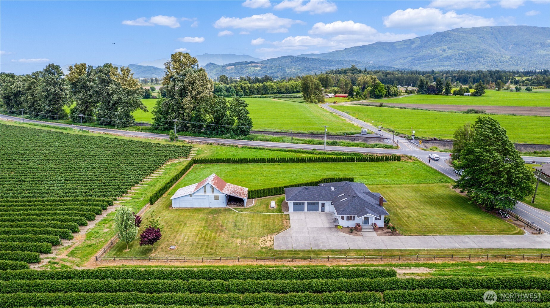 3084 Lindsay Road Everson, WA 98247 - Photo 35 of 36